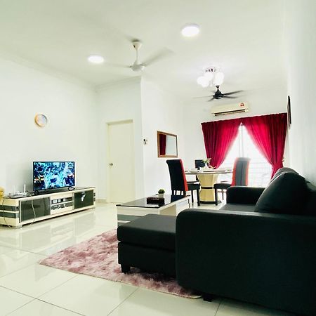 Cozy 1-10 Pax 4Qbeds 2Sbeds Shah Alam Sec7, I-City Luaran gambar